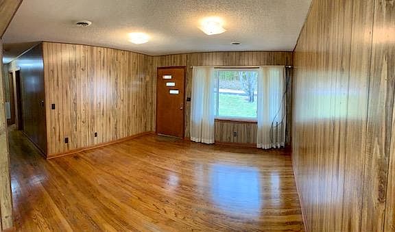 Living and bed rooms have nice, recently refinished hardwood floors