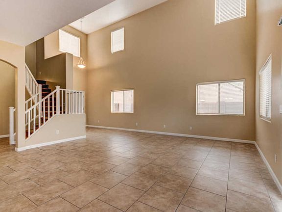 4th image of 41106 N Cambria Dr