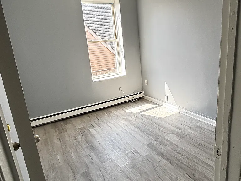 281-283 Wethersfield Ave #C2 — Photo 4