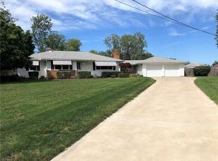 1416 Birch Ct, Lorain, OH 44053