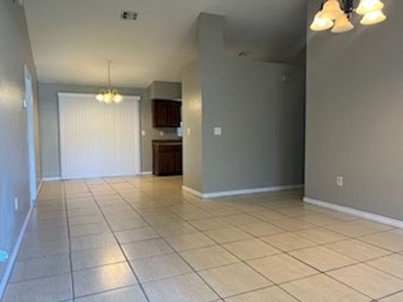 2nd image of 208 Ashford Pl