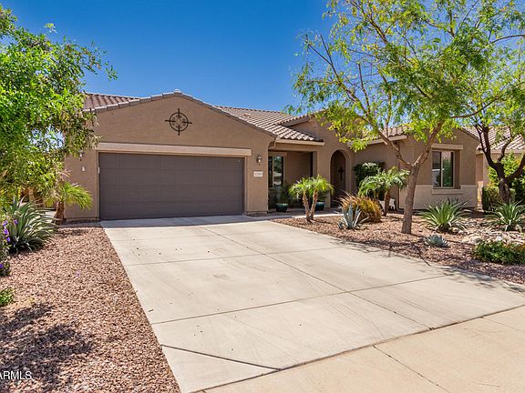 2nd image of 42985 W Kingfisher Dr