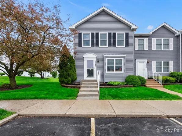 1593 Delaware Ct, Geneva, IL 60134