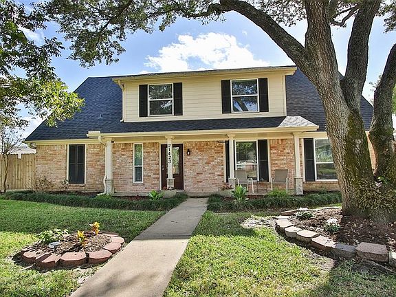 4th image of 21423 Park Downe Ln