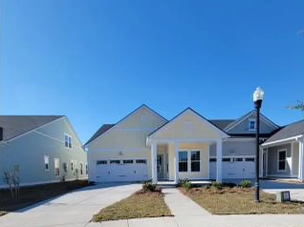 135 Bloomsbury St, Summerville, SC 29486