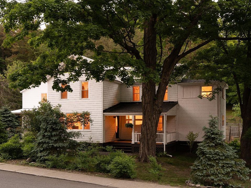 1st image of 27 Eagle Street