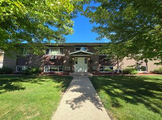 1221 Madison Ave APT 215, Detroit Lakes, MN 56501