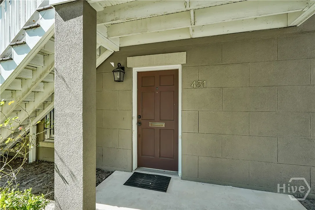 2 bed, 2.0 bath, 1200 sqft, $2,500 — Photo 1