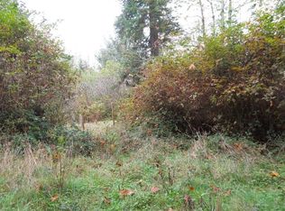 18905 Maple Dr, Brookings, OR 97415