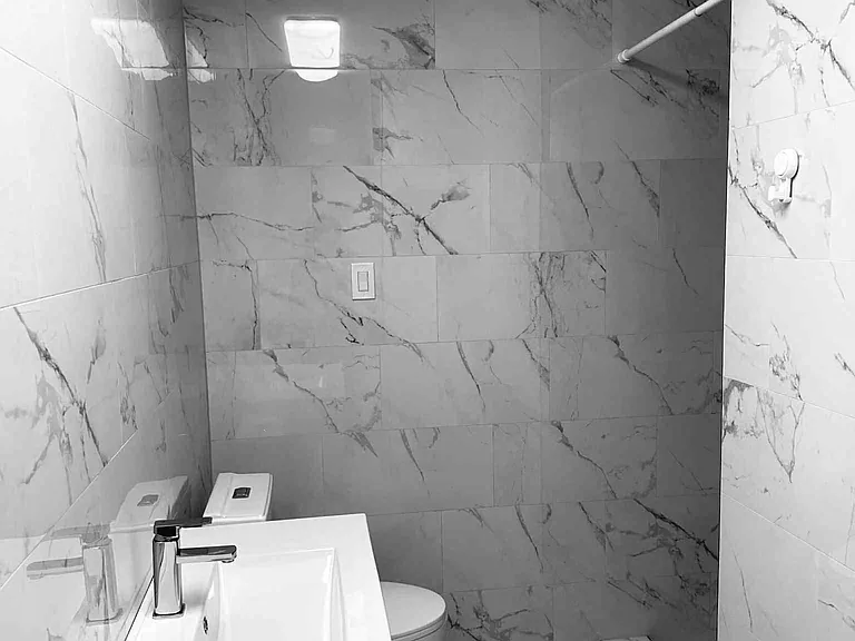 6 S Monterey Ave #2W — Photo 13