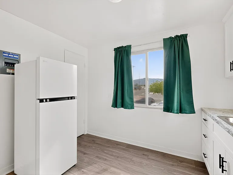 535 Washington St NE #1 — Photo 12