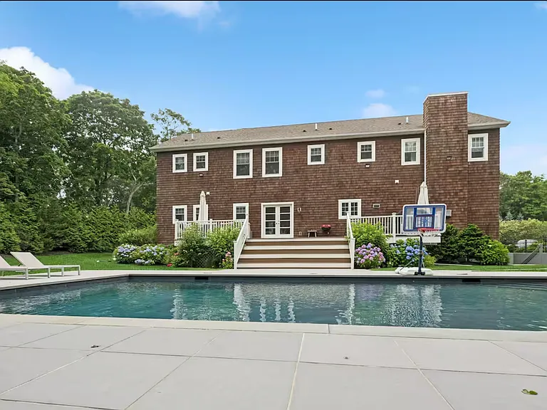 52 Sandy Hollow Rd — Photo 17