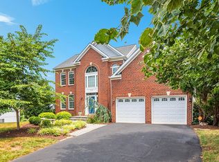 606 Curtin Pl SE, Leesburg, VA 20175