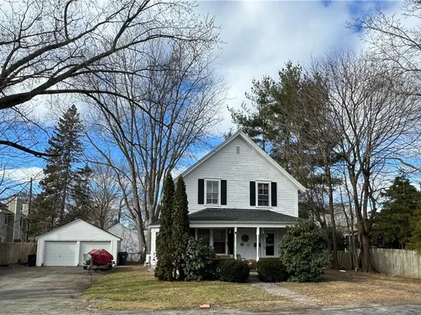 697 Willett Ave, Riverside, RI 02915