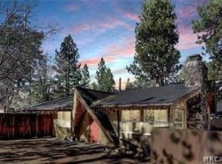 696 Lupin Ln, Big Bear Lake, CA 92315