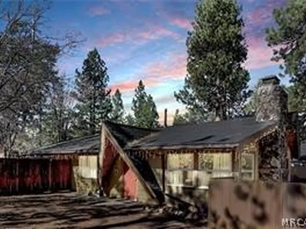 696 Lupin Ln, Big Bear Lake, CA 92315
