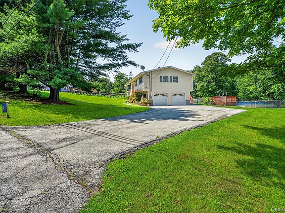 3rd image of 45 Brola Road