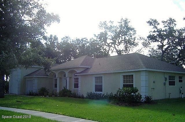 1st image of 320 Jennifer Dr