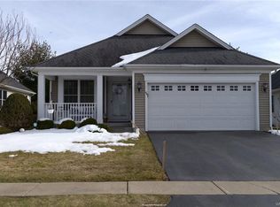 44 Rushford Hollow Dr, Buffalo, NY 14227