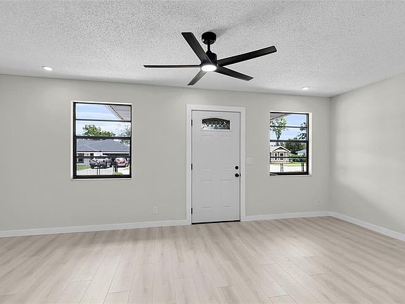 5th image of 9140 SE 155th Pl