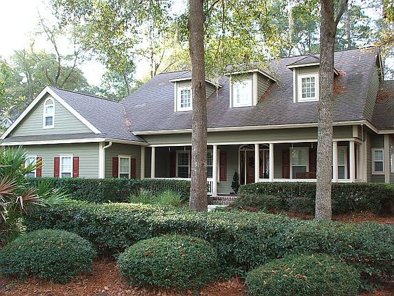 2nd image of 6 Madison Ln #1