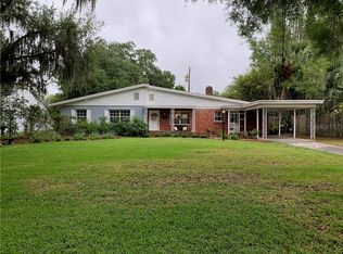 340 Fern Cliff Ave, Temple Terrace, FL 33617