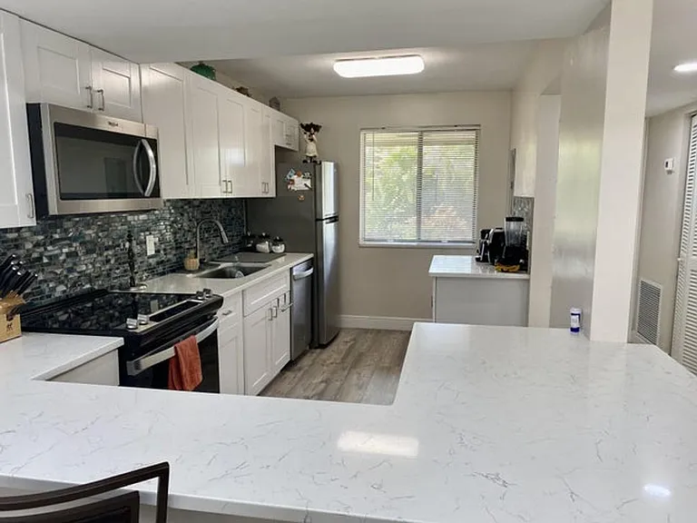 4501 Fountains Dr #106 — Photo 2