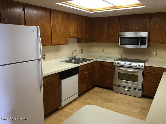 3rd image of 350 Chandler St #0
