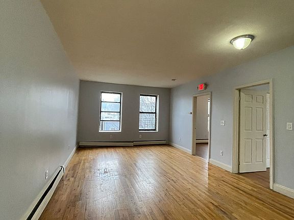 3rd image of 205 Union St APT 16
