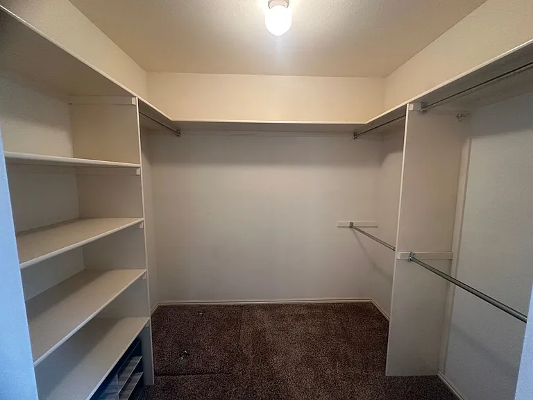 2268 S 2350 E — Photo 22