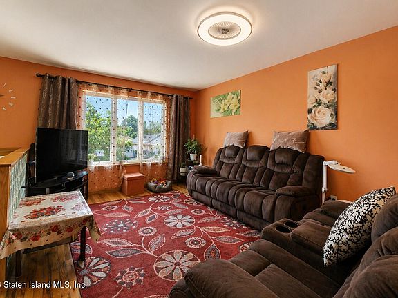 5th image of 798 Patterson Ave