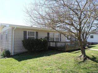 322 E Peck St, Ironton, MO 63650