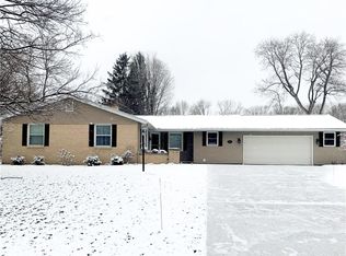 115 Brentwood Ln, Fairport, NY 14450