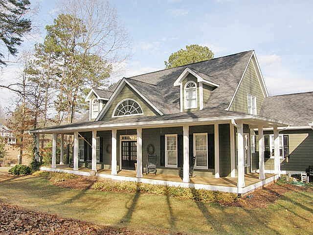 1st image of 100 Amber Lake Dr