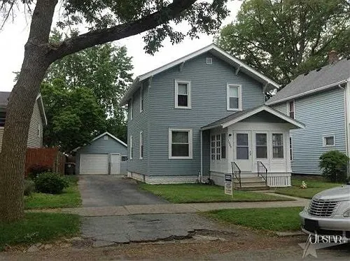 1025 Archer Ave photo 1