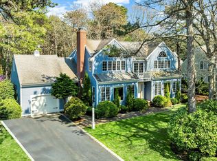 50 Bayshore Dr, Mashpee, MA 02649