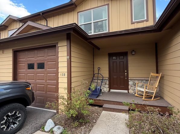 133 White Horse Pl