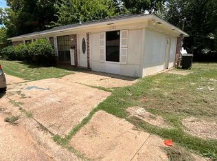 2553 Evans St, Bossier City, LA 71112