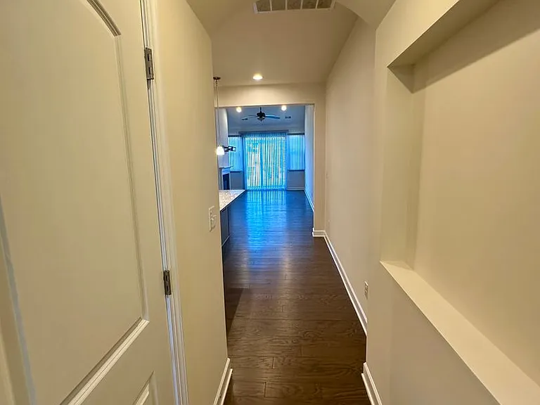 5607 Garrow Glen Rd — Photo 5