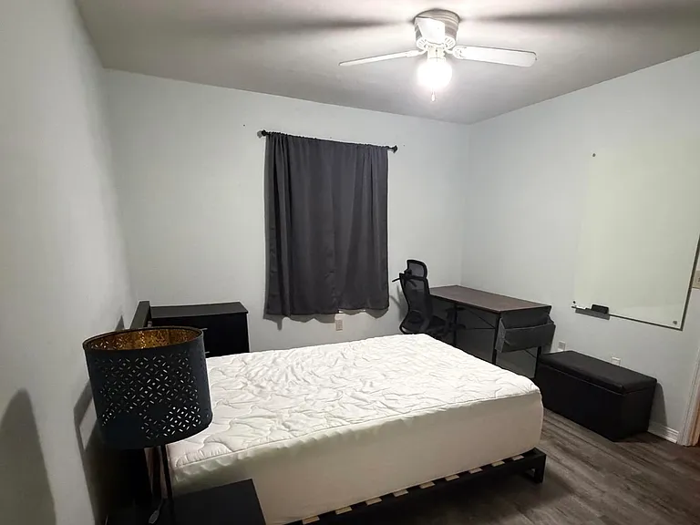 2360 SW Archer Rd #603 — Photo 6