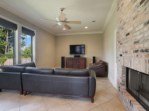 5th image of 7109 Meadowbrook Dr