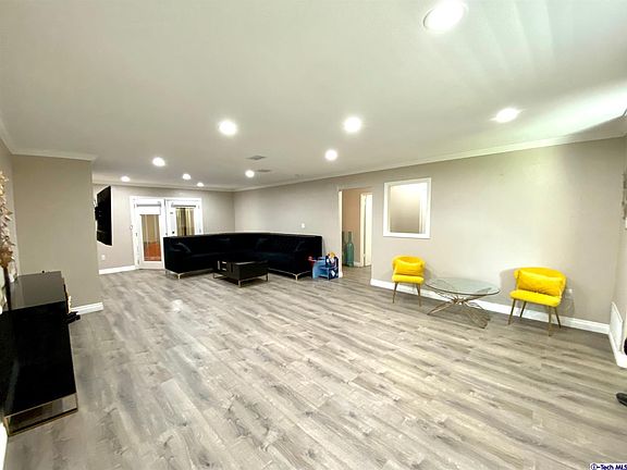 3rd image of 14607 W Brand Blvd