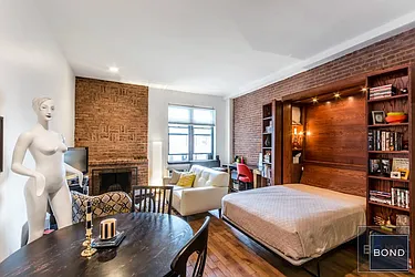 Rented by Bond New York