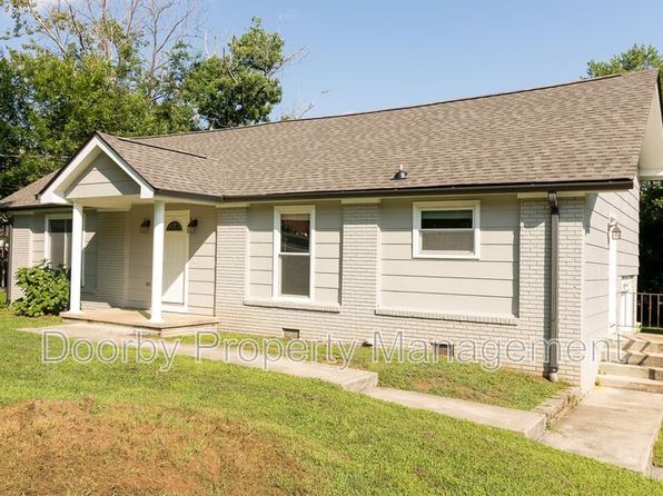 1345 Cenora Ln