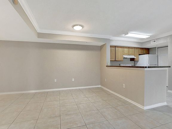 5th image of 15035 Michelangelo Boulevard #203