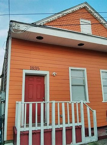 1st image of 1833 Touro St