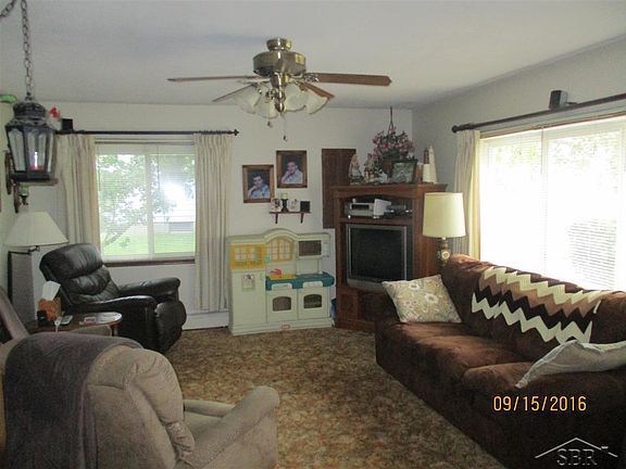 5th image of 1895 Eastwood Ct