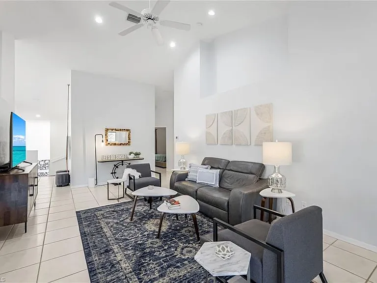5360 Andover Dr #202 — Photo 6