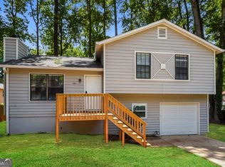 681 Springhollow Ln, Marietta, GA 30008