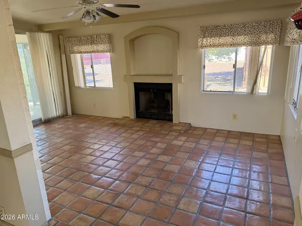 5822 E DUNCAN Street, Mesa, AZ 85205